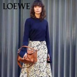 Loewe-050-016 專櫃時尚新款loewe puzzle系列原版小牛皮手提斜挎包