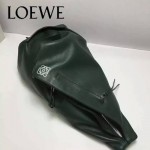 Loewe-044-04 專櫃時尚新款Crossboby Backpack系列原版小牛皮情侶款單背胸包