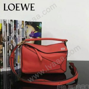 Loewe-051-04 專櫃時尚新款loewe puzzle mini系列原版小牛皮手提斜挎包