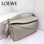Loewe-050 專櫃時尚新款loewe puzzle系列原版小牛皮手提斜挎包