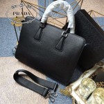 PRADA 361 專櫃時尚新款進口原版鹿紋黑色牛皮男士公文包