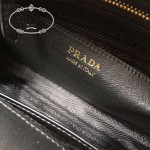 PRADA 1BA046-04 專櫃時尚新款原版小牛皮皮十字紋黑色風琴包