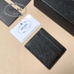 PRADA C223 人氣熱銷時尚新款實用款原版皮粗紋卡包
