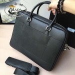 PRADA 0891 專櫃時尚最新款頂級進口原版十字紋牛皮黑色男士手提斜跨公文包