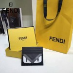 FENDI 0164 輕便實用JOURS小怪獸系列黑色原版皮卡片夾