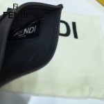 FENDI 0164-12 輕便實用JOURS小怪獸系列黑色原版皮卡片夾