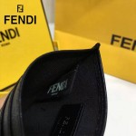 FENDI 0164-2 輕便實用JOURS小怪獸系列黑色原版皮卡片夾