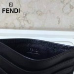 FENDI 0164-8 輕便實用JOURS鉚釘裝飾黑色原版皮卡片夾