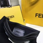 FENDI 0164 輕便實用JOURS小怪獸系列黑色原版皮卡片夾