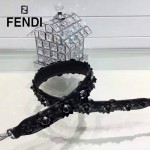 FENDI 033-3 潮流炫彩STRAP YOU手工花朵黑色原版皮百搭包包肩帶