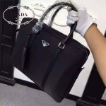 PRADA 2VE871 專櫃時尚新款原版降落傘布料男士電腦包公文包