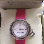 Van Cleef&Arpels-01-014 梵克雅寶charms系列小號瑞士石英機女士腕表