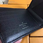 LV M60662 專櫃時尚新款MULTIPLE系列水波紋黑色原版皮短夾