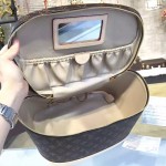 LV M47280-01 人氣熱銷經典款原版皮Monogram帆布系列化妝箱