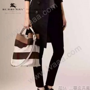 Burberry-0223-01 潮流時尚款來自星星的妳千頌依同款可拆式皮質斜背帶水桶包