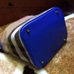 Burberry-0223-04 潮流時尚款來自星星的妳千頌依同款可拆式皮質斜背帶水桶包