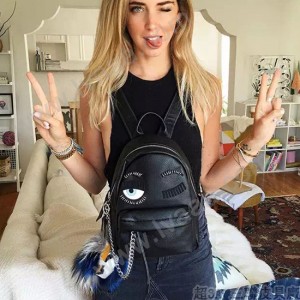 Chiara Ferragni-02 米蘭時尚博主眨眼睛設計黑色中號雙肩包書包