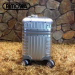 RIMOWA-01-2 德國日默瓦商務人士首選Pilot系列機場必備凹造型利器鋁製拉桿箱航空箱