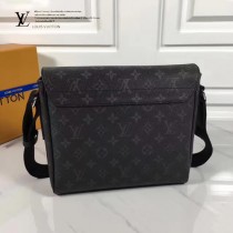 LV M44000 官網同步男士DISTRICT黑花原版皮小號單肩斜挎包