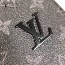 LV M44001 官網同步男士DISTRICT黑花原版皮中號單肩斜挎包
