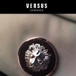 Versus-01-2 范瑟絲新款獅子頭LOGO尼龍防水面料雙肩包