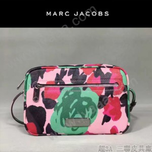 MARC JACOBS-033 時尚潮流 牛皮革印花款女士小號單肩斜挎包