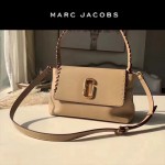 MARC JACOBS-028 擁有簡潔的線條和獨一無二的設計時尚新款女士單肩包