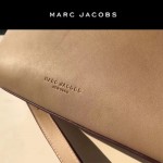 MARC JACOBS-028 擁有簡潔的線條和獨一無二的設計時尚新款女士單肩包