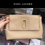 MARC JACOBS-028 擁有簡潔的線條和獨一無二的設計時尚新款女士單肩包