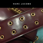 Marc Jacobs-011-2 宋佳同款蛇形金屬扣棗紅色牛皮小號單肩斜挎包
