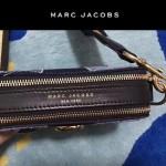 Marc Jacobs-010 春夏系列宋茜同款牛仔布拼接徽章單肩斜挎包相機包