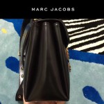 Marc Jacobs-011 宋佳同款蛇形金屬扣黑色牛皮小號單肩斜挎包