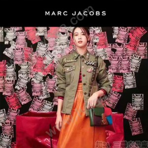 Marc Jacobs-013 復古新款蛇形金屬扣拼色羊皮單肩斜挎包
