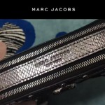 Marc Jacobs-04 貴奢華銀色蛇紋配日月刺繡鑲鑽單肩斜挎包相機包