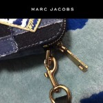 Marc Jacobs-010 春夏系列宋茜同款牛仔布拼接徽章單肩斜挎包相機包