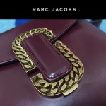 Marc Jacobs-06-2 范瑋琪同款蛇形金屬扣棗紅色牛皮大號單肩斜挎包