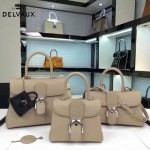 Delvaux-18-4 名媛必備brillant淺灰色原版粒面牛皮橫款大號手袋