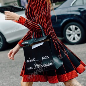 Delvaux-016 唐嫣蕾哈娜同款限量版Le Brillant原單字母塗鴉大號手袋