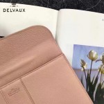 Delvaux-21-2 時尚復古Brillan Frence粉色原版牛皮翻蓋錢包手拿包