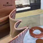Delvaux-030-2 Sellier Brillant鱷魚紋牛皮 小羊皮內裏可調節肩帶原裝禮盒手提單肩斜挎包