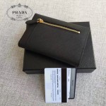 PRADA 1MH002-2 人氣熱銷款原單黑色十字紋信封款三折錢包