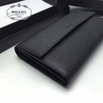 PRADA 1MH132-2 時尚商務女士原單黑色牙籤紋搭扣長款錢包
