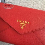 PRADA 1MH002 人氣熱銷款原單紅色十字紋信封款三折錢包