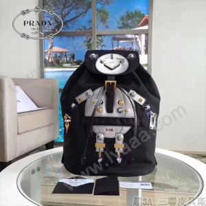 Prada-1BZ032 黑色機器人進口降落傘防水布配十字紋牛皮皮革手柄手提雙肩包