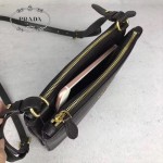 PRADA 1BH046 時尚新款女士黑色原版仿鹿皮單肩斜挎包