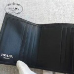 PRADA 1MH176 輕便實用女士黑色原版牙籤紋短款兩折錢包