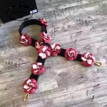 PRADA 1TY001-3 時尚魅力純手工製作原單紅色花朵百搭包包肩帶