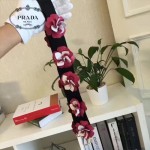 PRADA 1TY001-3 時尚魅力純手工製作原單紅色花朵百搭包包肩帶