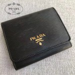 PRADA 1MH176 輕便實用女士黑色原版牙籤紋短款兩折錢包