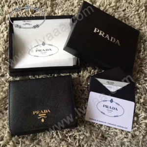 PRADA 1M0176-15 人氣經典款女士原單黑色十字紋短款三折錢包